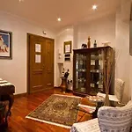 Appia Davila25 4*