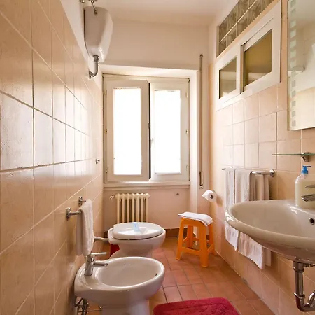 Appia Davila25 Bed & Breakfast 3*
