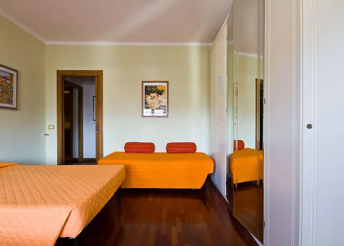 Appia Davila25 Bed & Breakfast 4*