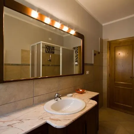 Appia Davila25 فندق مبيت وإفطار 3*