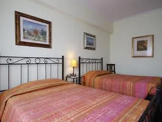 Appia Davila25 روما