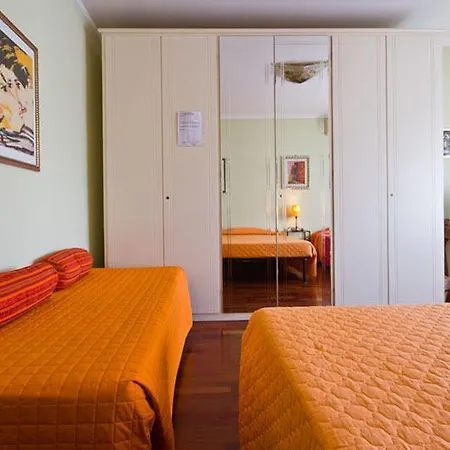 Appia Davila25 فندق مبيت وإفطار 3*